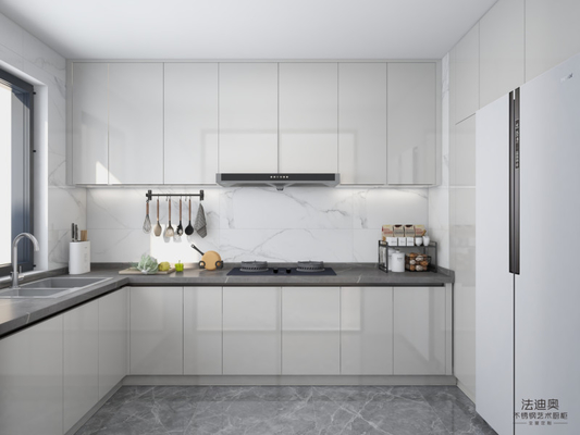 Moderna cucina in acciaio inossidabile con porte bianche e eleganti